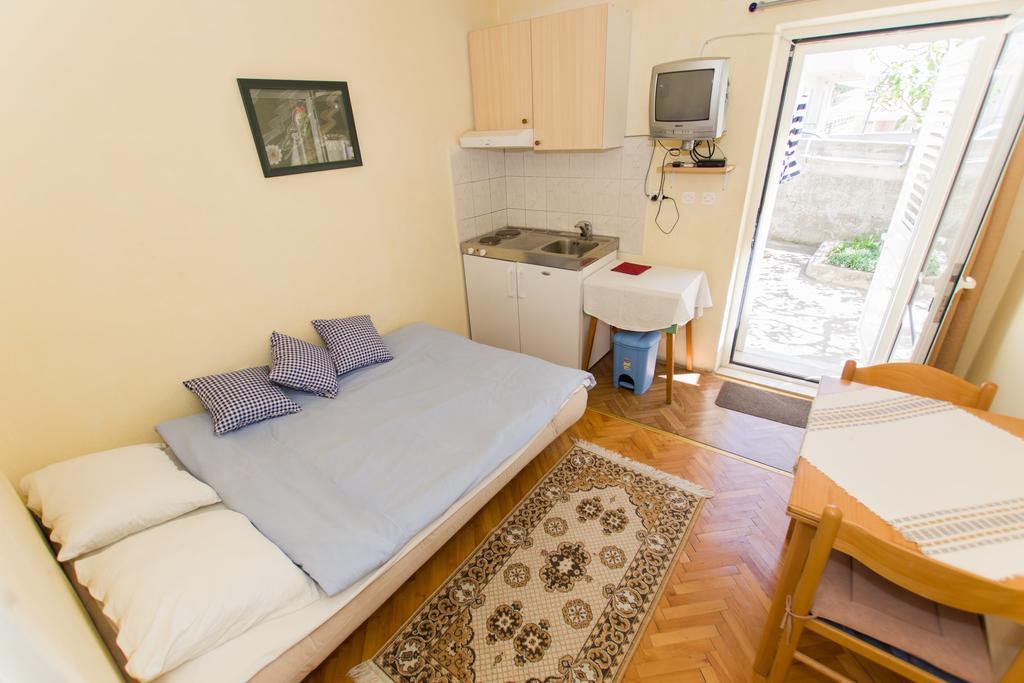 מאקרסקה Studios Jakov מראה חיצוני תמונה